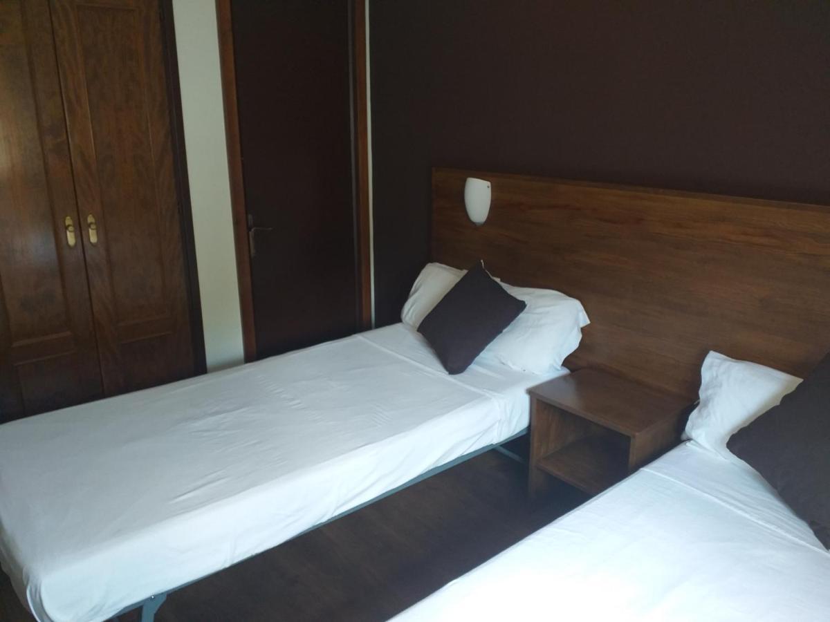 Hostal Sant Marçal Amer Dış mekan fotoğraf